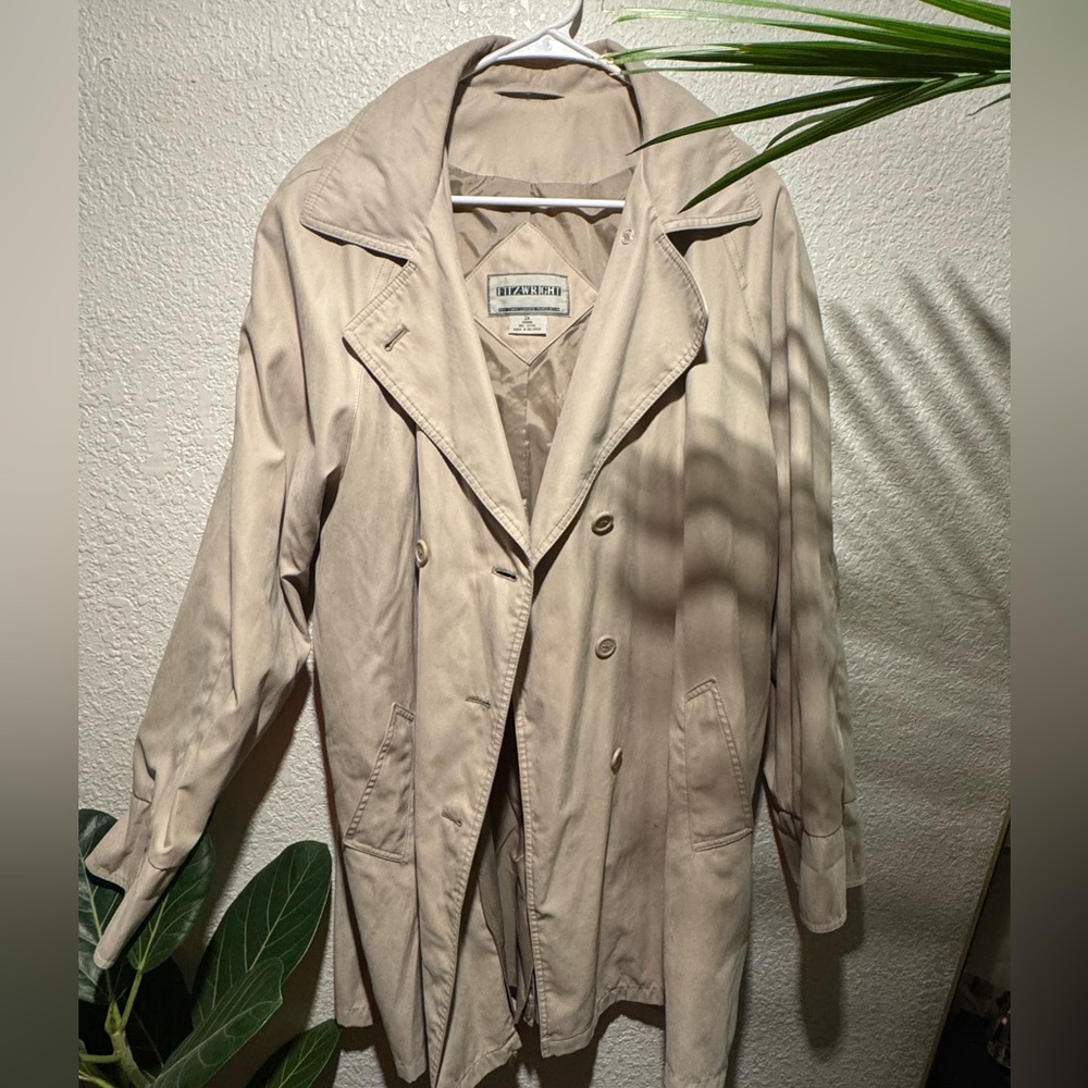 Fitzwright men’s trench coat
